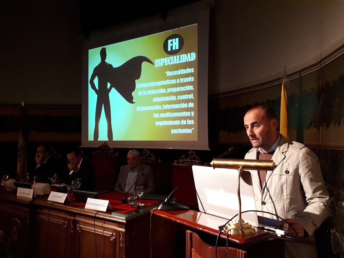 José Antonio Marcos, farmacéutico especialista en Farmacia Hospitalaria del Hospital Virgen de la Macarena, de Sevilla.